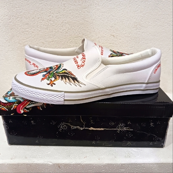 Ed Hardy - Picture 2 of 4